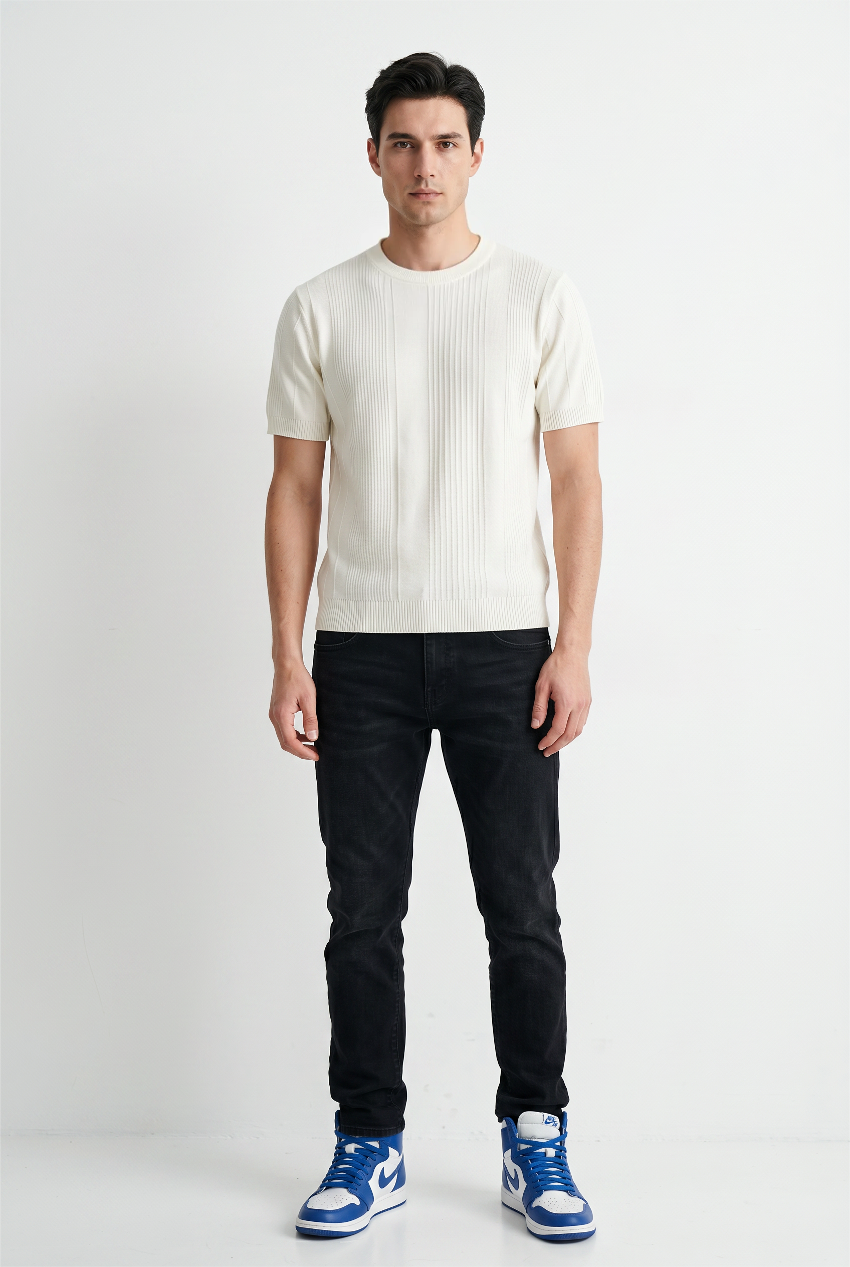 White Clean-Cut Relaxed Tee