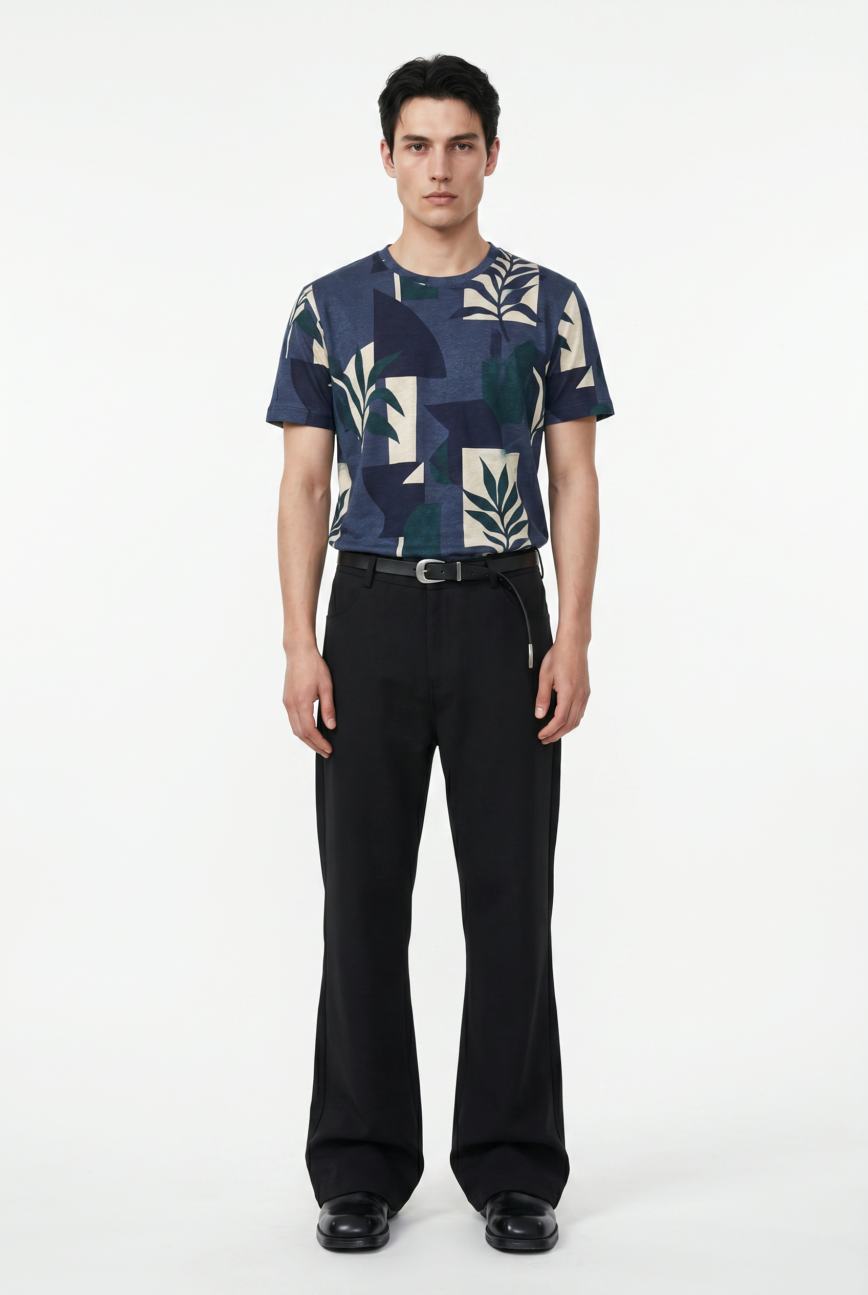 Black Relaxed Tapered Casual Trouser