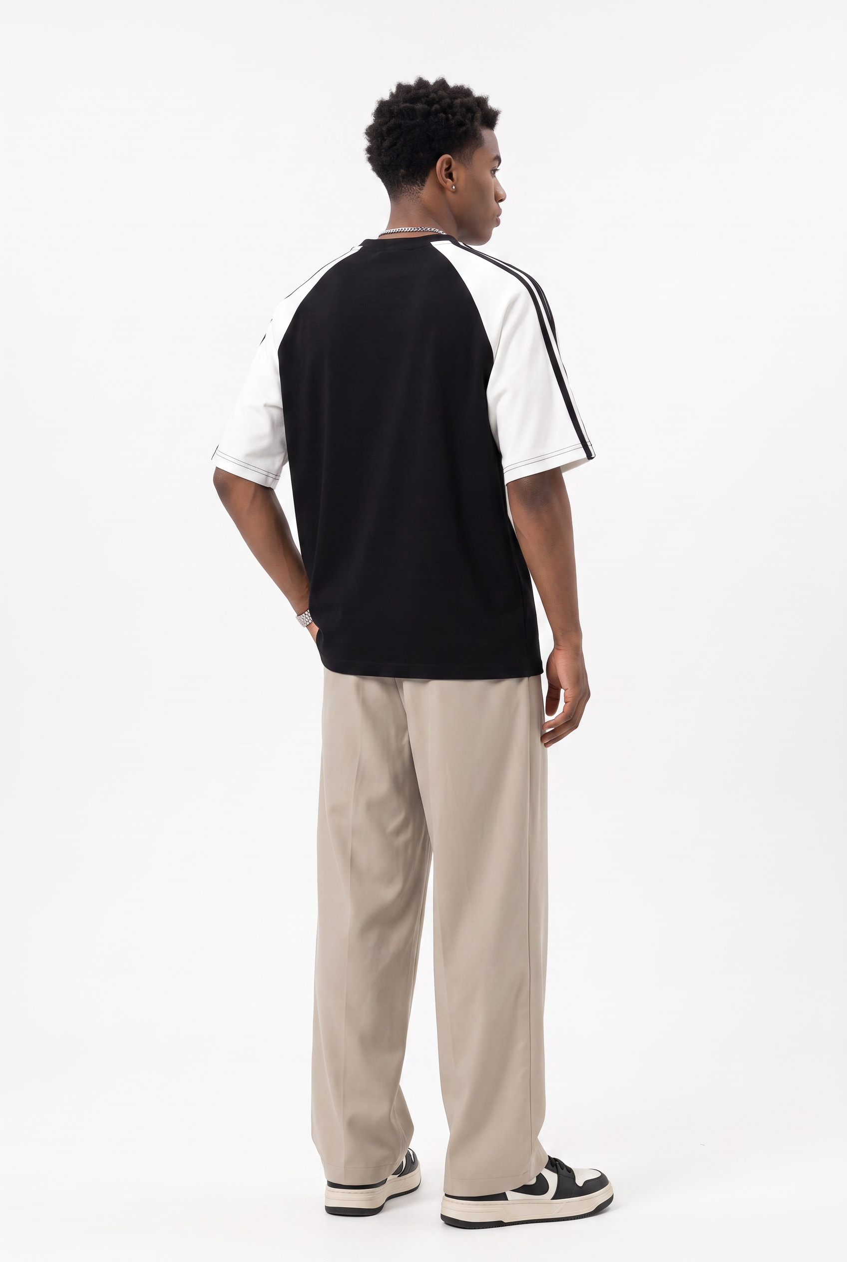 Black Dropped Shoulder Oversized Tee